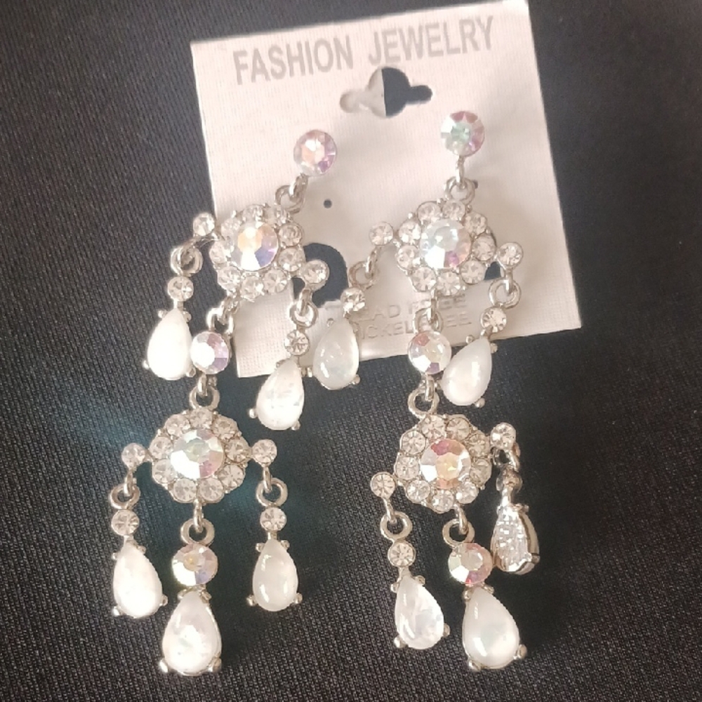 Fashion Jewelry Silver Dangle Earrings